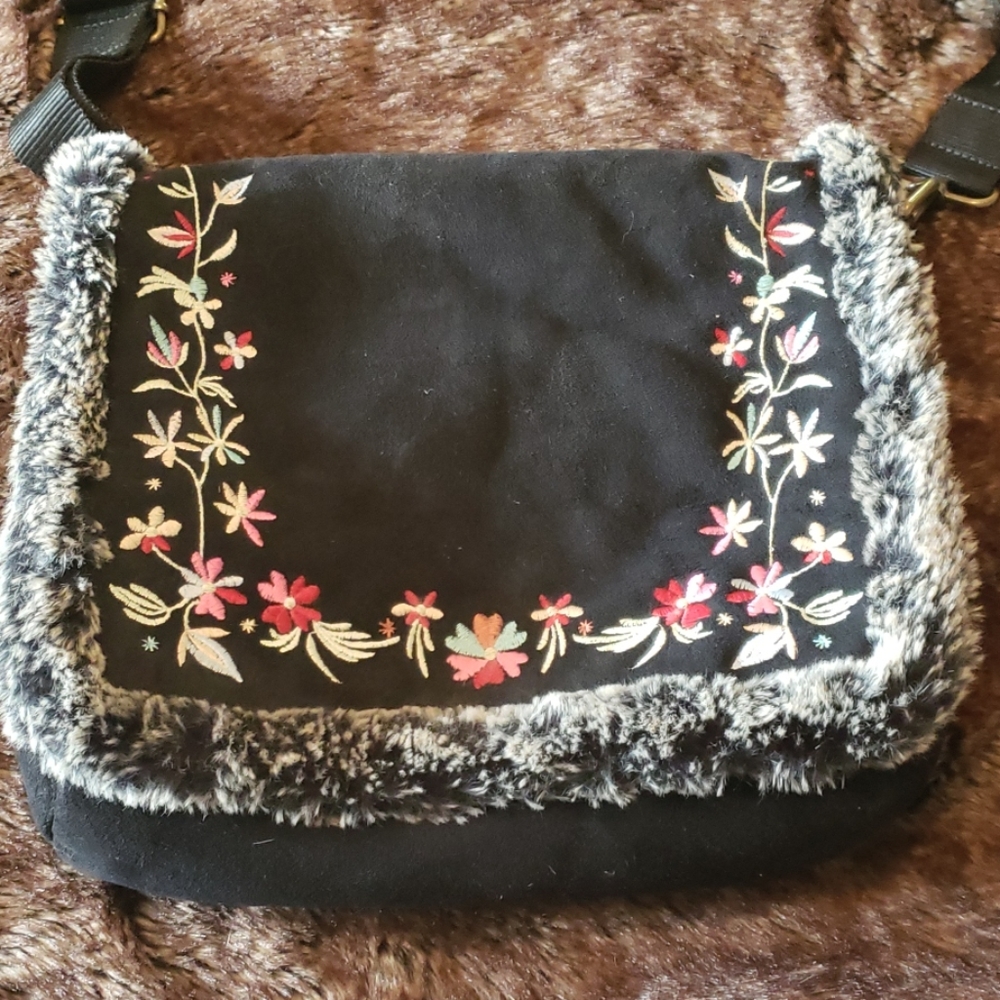 Old navy embroidered crossbody bag